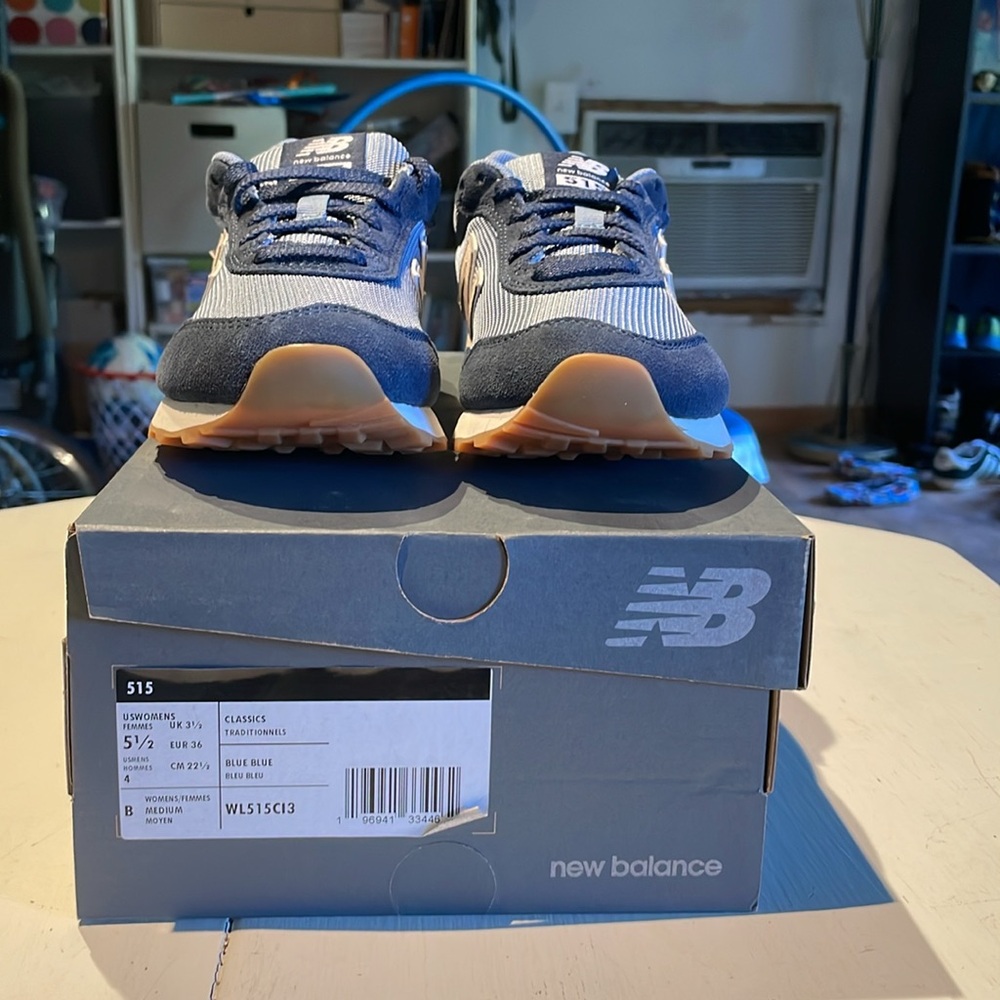 New Balance Classic Sneakers Women’s 5.5 - Picture 2 of 8
